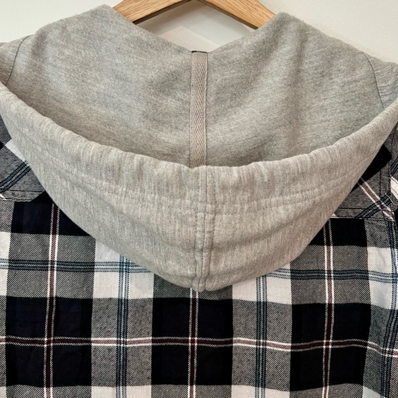 Plaid Button Down Shirt with Hood - Blue / Grey - Long Sleeve - High Low Hem XS - Picture 5 of 9